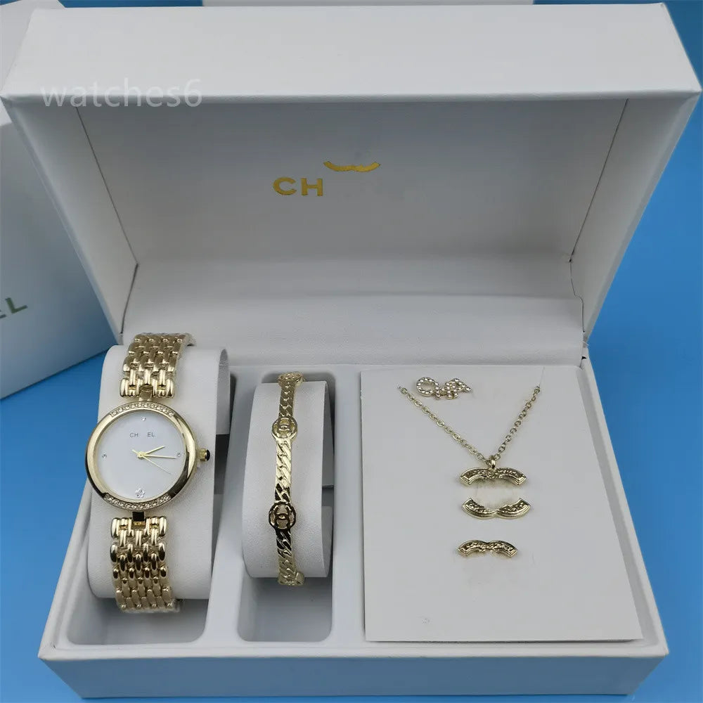 Luxury Women's Bracelet Watch – Elegant & Timeless Design