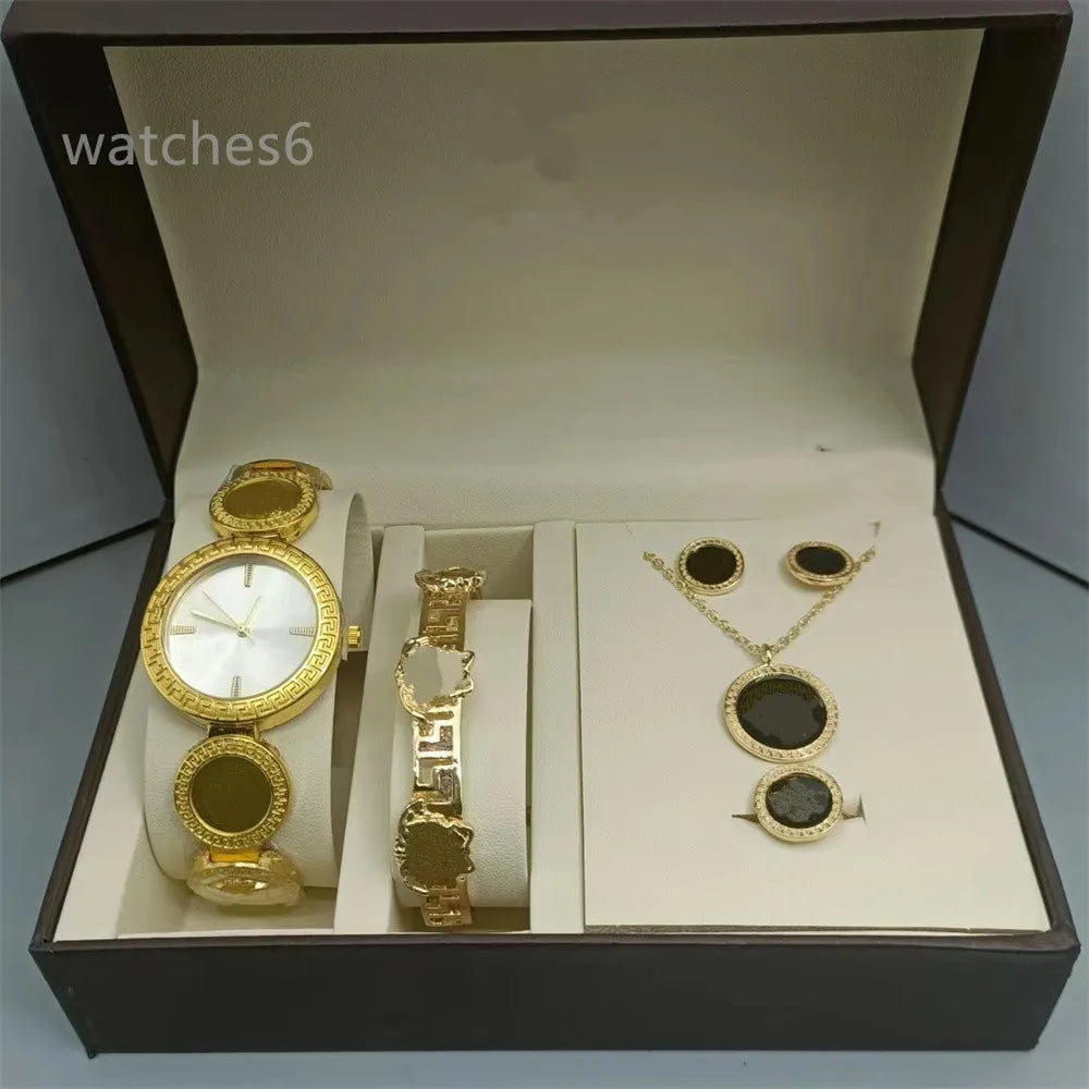 Glamour Timepiece – Women's Luxury Watch with Sparkling Diamond Accents